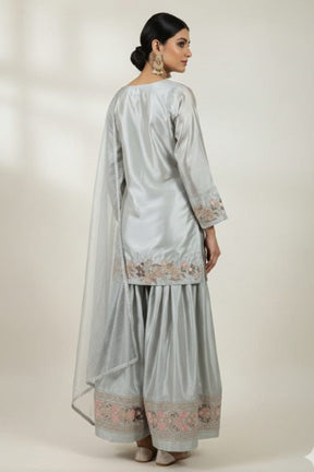 Regal 3-Piece Farshi Shalwar Ensemble with Embroidered Details